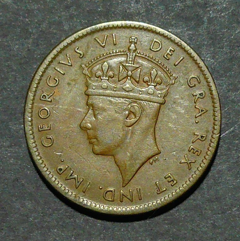 1940 Newfoundland Small 1 Cent - Double Date