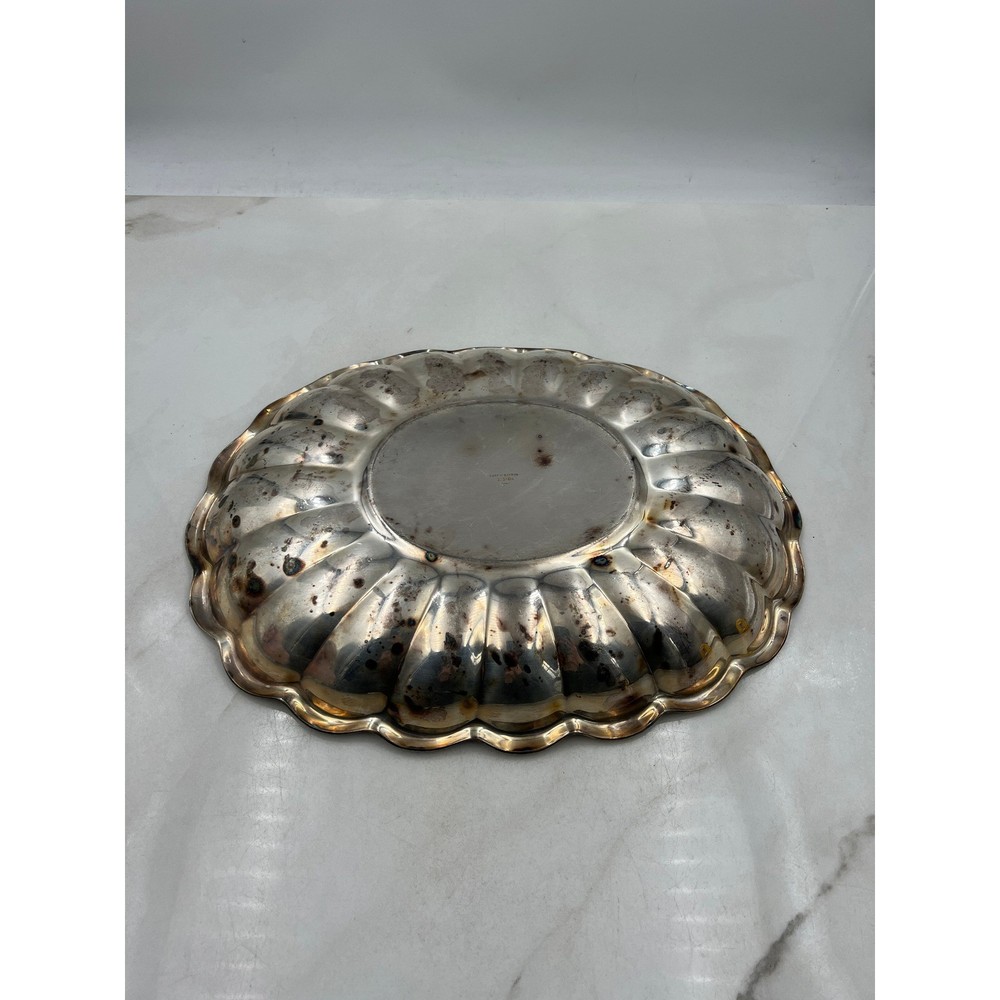 Reed & Barton Silver Plated Scalloped Edge Serving Dish 110