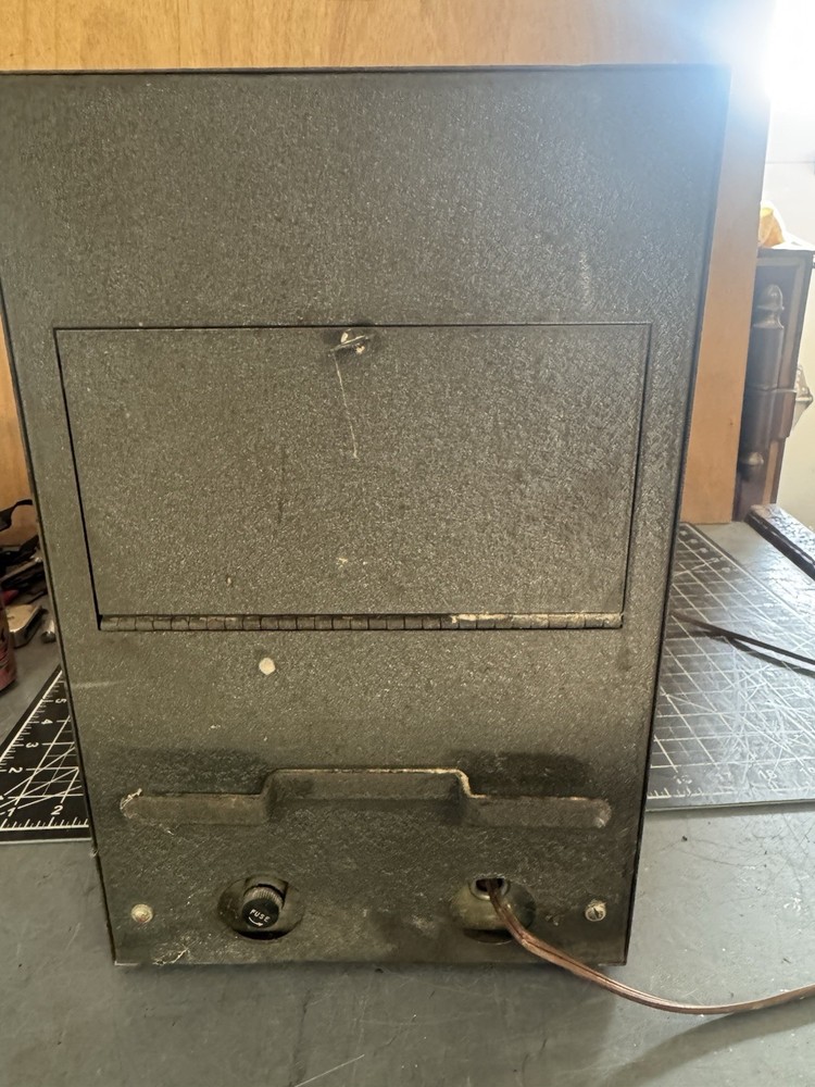 DUMONT Cathode-Ray Oscillograph Type 304-H – U.S. Navy - Untested