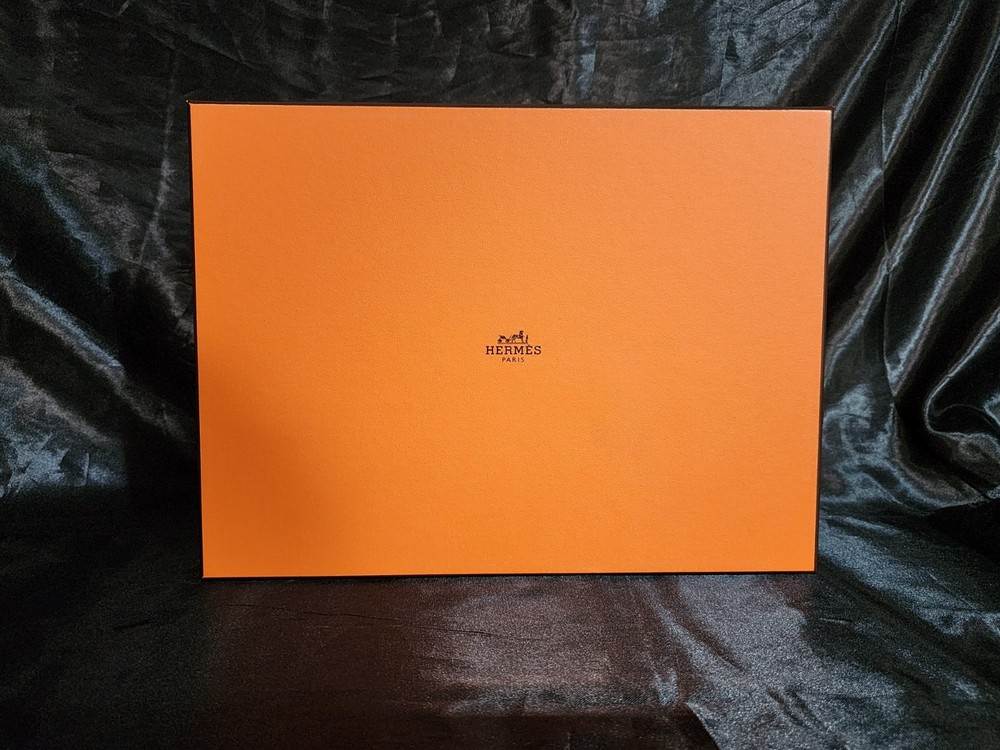 Authentic Hermes Empty Box #515 w/Tissue Paper, Booklet & Ribbon