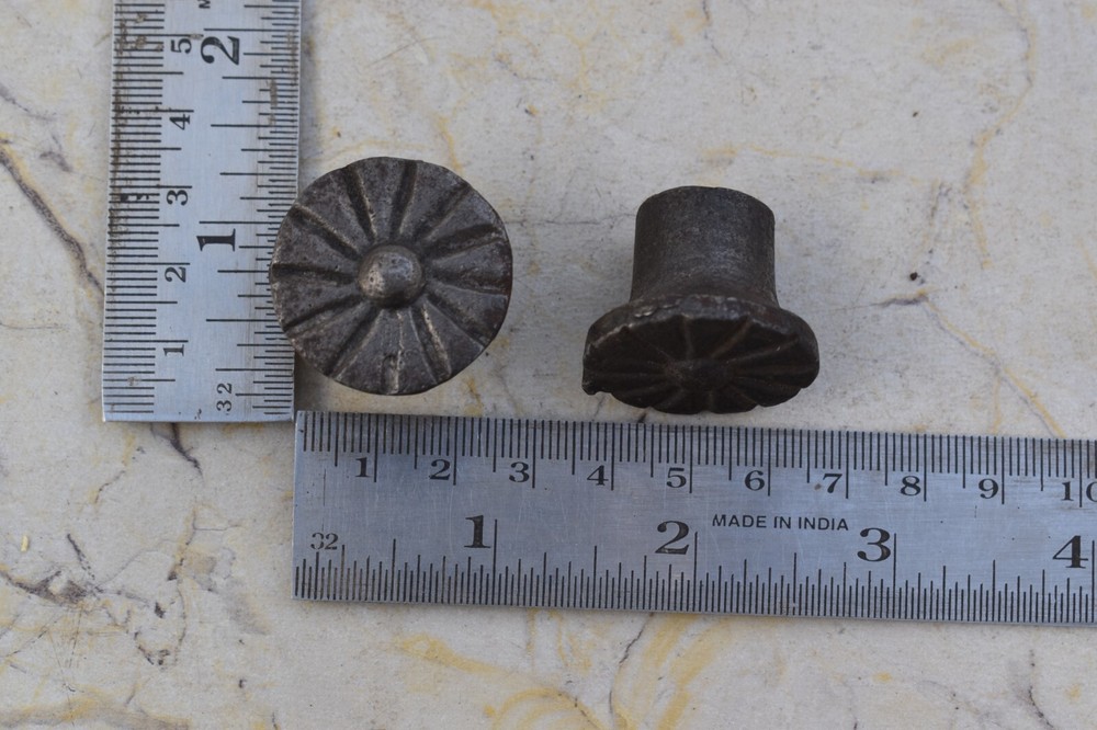 Vintage cast Iron door knobs cabinet round drawer handles pull rustic 10 pcs