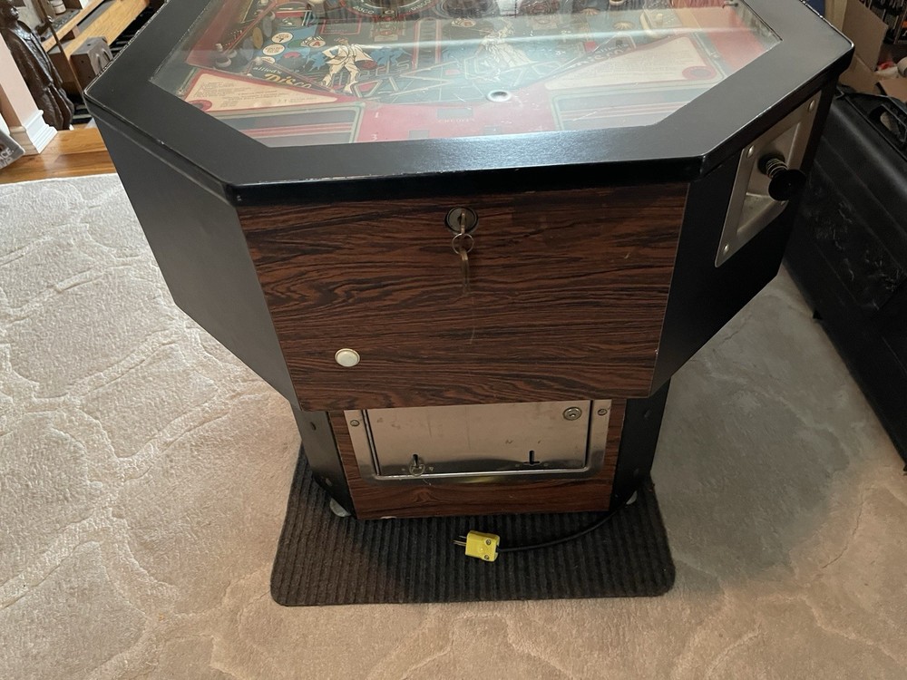 Rare 1979 Disco Coffee Table Pinball Machine