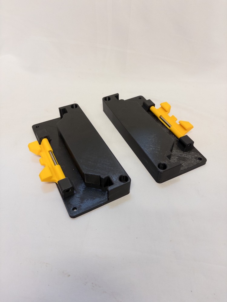 Dewalt ToughSystem 2.0 Bottom Latch Mount