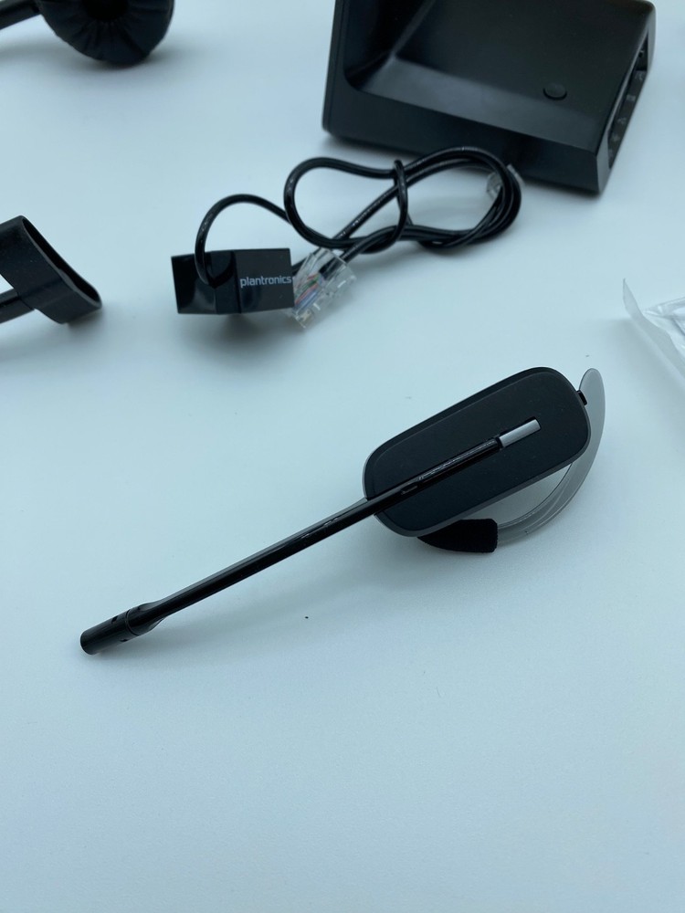 Plantronics CS540 Wireless Headset System + HL10 Handset Lifter – Black