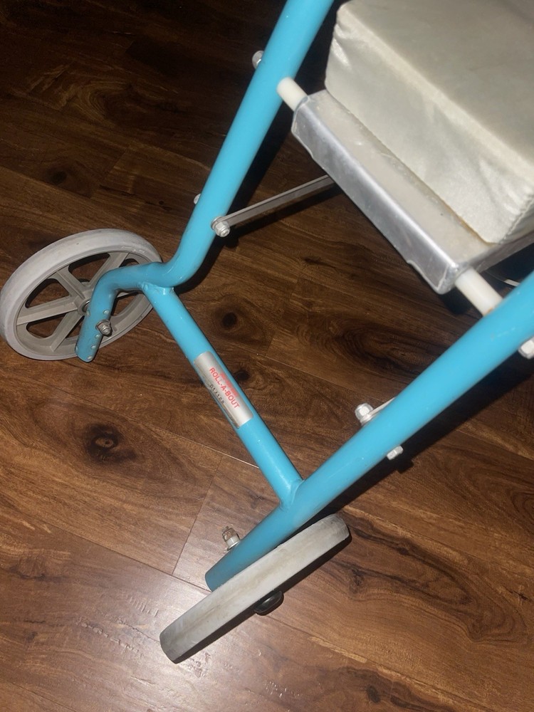 Roll-A-Bout Knee Walker Scooter