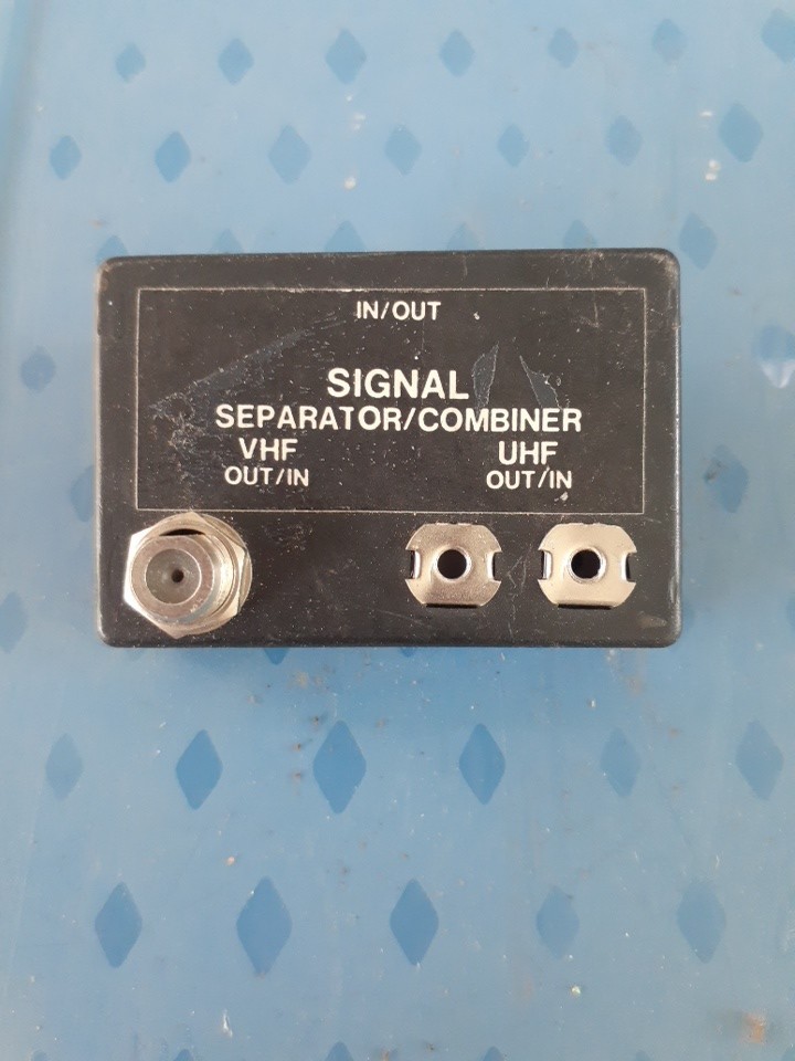 Channel Master Signal Separator / Combiner model 3224
