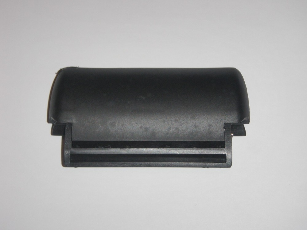 Hinge for Lid on Wolfgang Puck Bistro Bread Maker Model BBME025 WPBME025