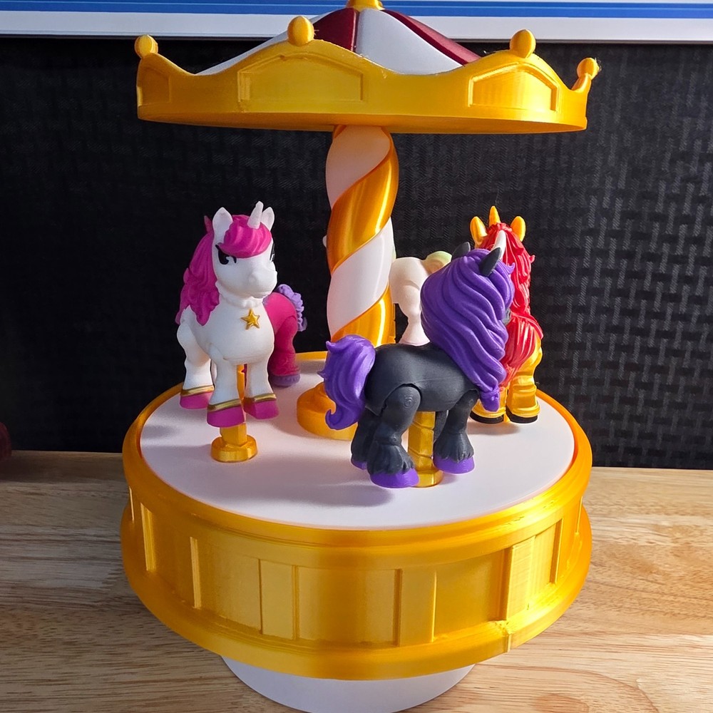 Unicorn Carousel, rotates and unicorns move up and down, 3D Printed Items