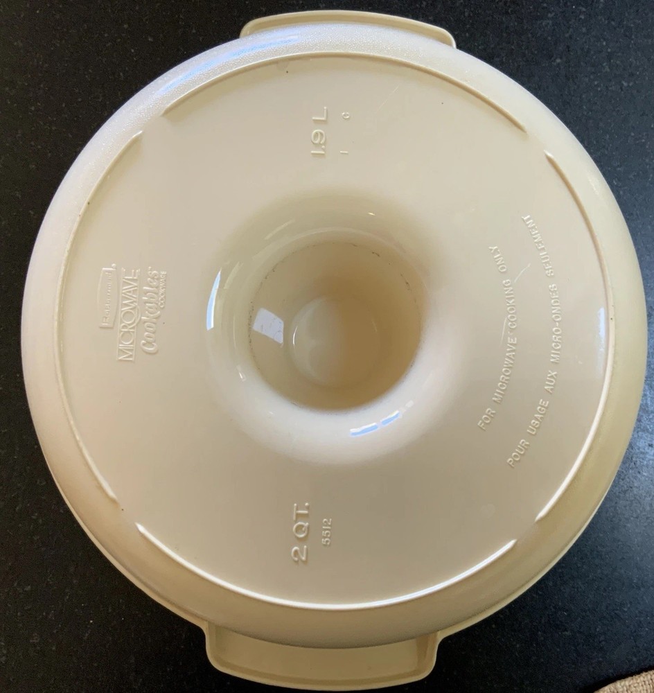 Rubbermaid Microwave Cookables 2 Quart Ring Pan 5512