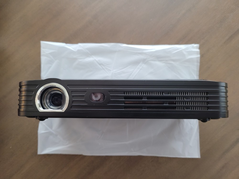 Smart Projector WOWOTO T9 LED - Open Box - USB - Micro SD - Ethernet - HDMI