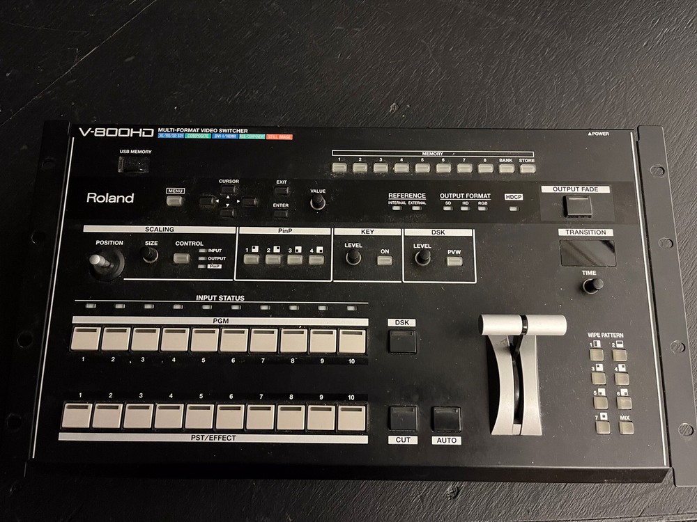 Roland V-800HD Multi-Format  Video Switcher