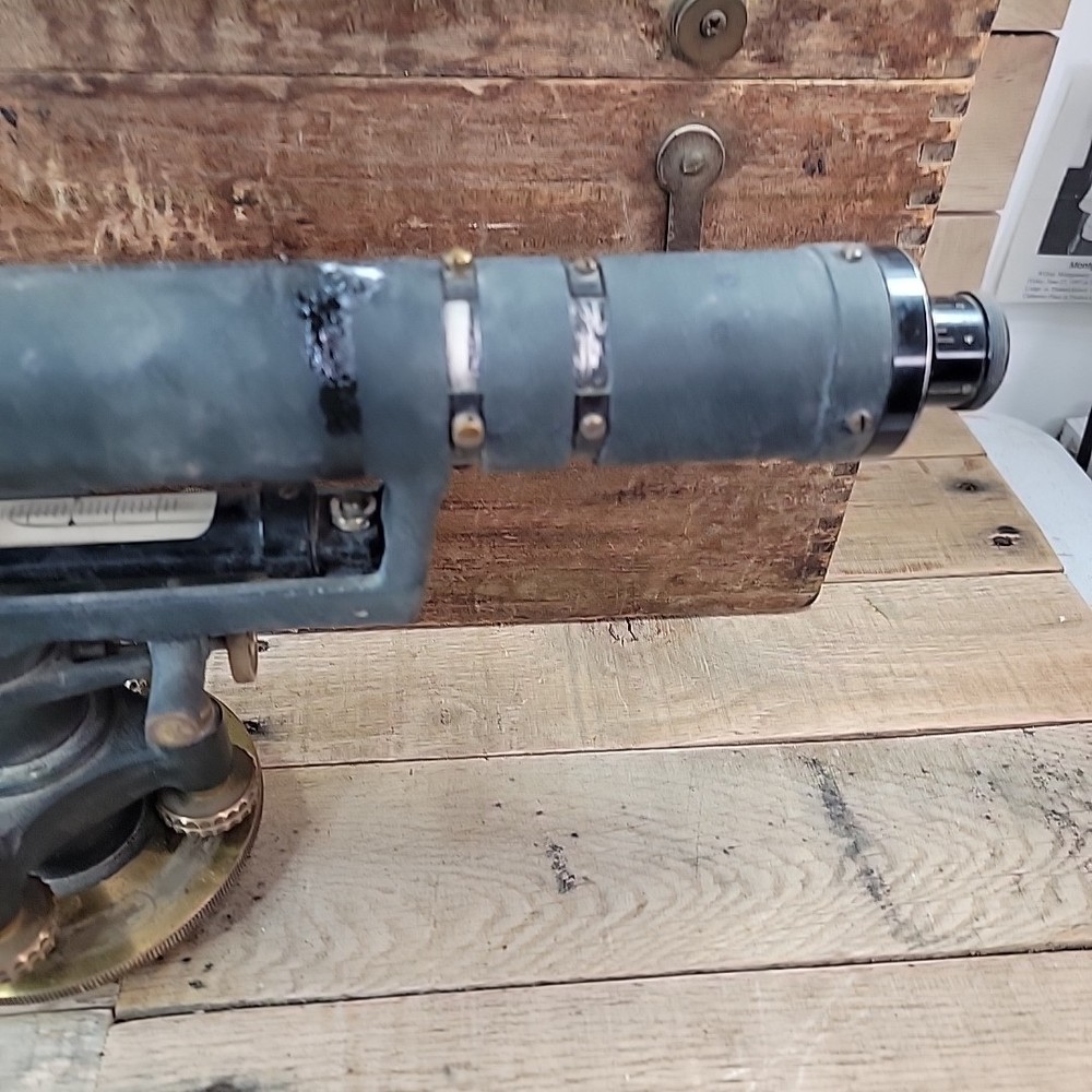 Berger Instruments 7D 70731 engineering surveying transit level antique in case