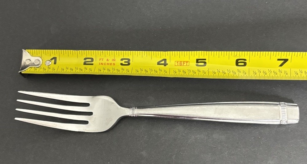 4 Reed and Barton Durham Matte Salad Forks Stainless Flatware 7"