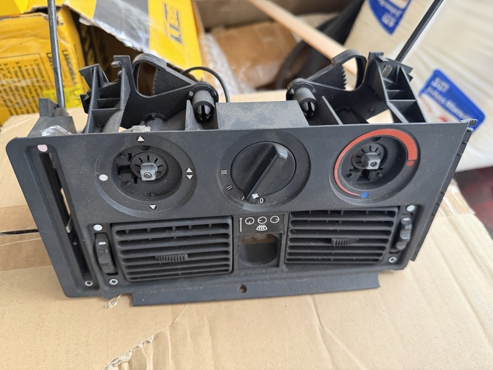 BmW E21 320i Heater Control Panel 1336624