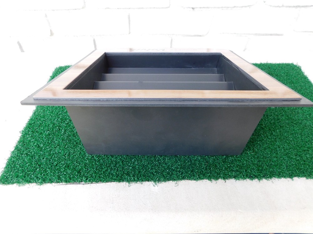 VOLVIK Golf Ball Display