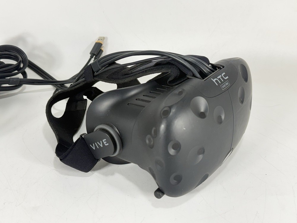 HTC Vive Pre VR Headset With Link Box and Cables - Developer Kit Version