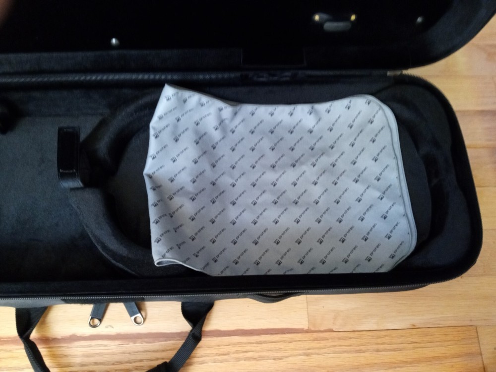 Protec Pro-Pac Violin Case Brand New Full Size 4/4