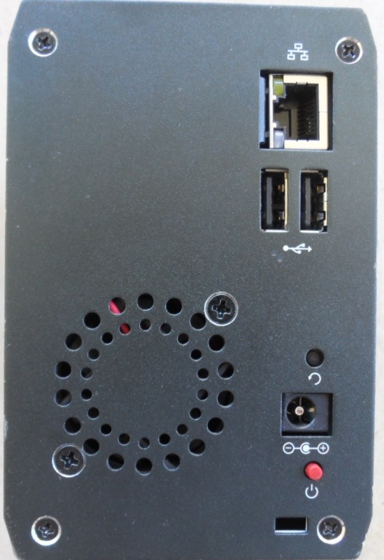 Iomega Storcenter 1TB Network Attached Storage NAS Raid1 Backup
