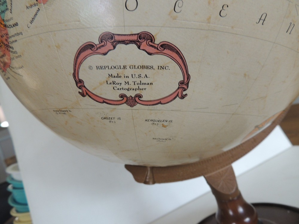 VINTAGE REPLOGLE 12" DIAMETER WORLD CLASSIC SERIES GLOBE