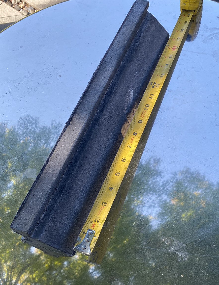 18" Iron Straight Edge/Prism/Parallel/Level. Featherweight Raw Casting