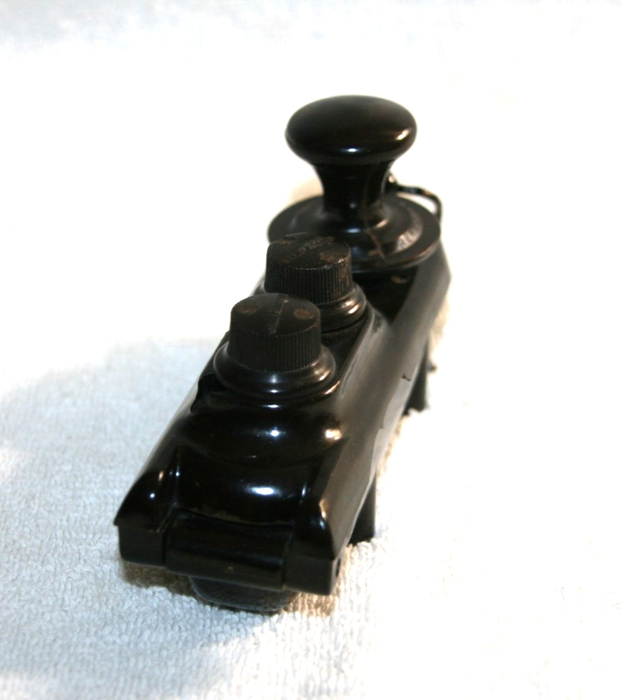 OT (A) WW2 RAF "BATHTUB" MILITARY CODE KEY