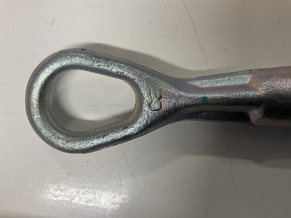 Towing eye/hook for BMW