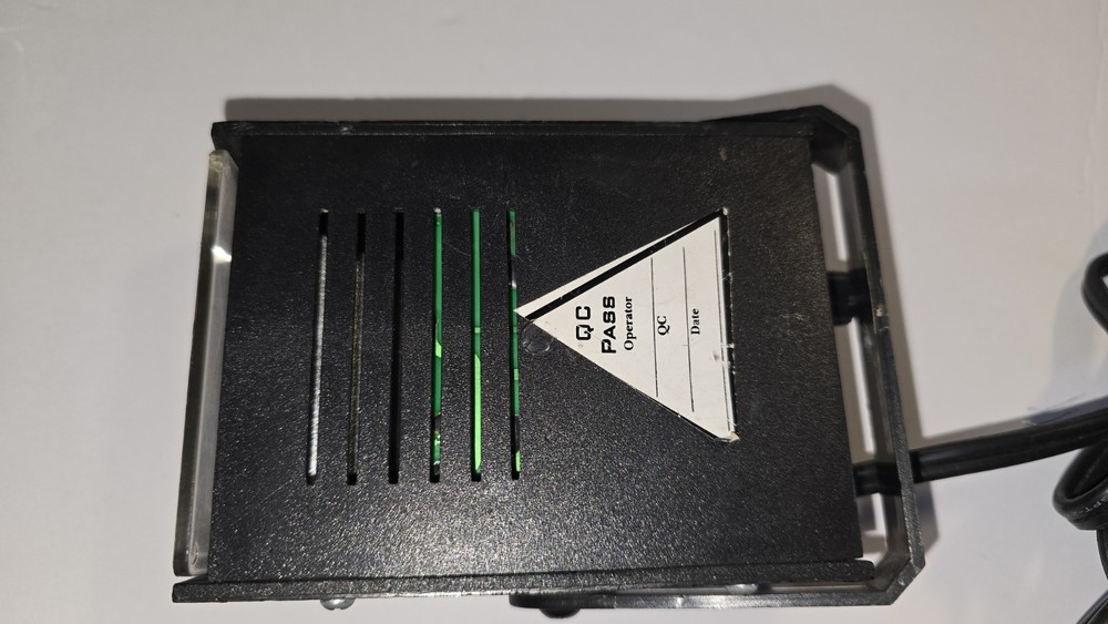 Chauvet Mini Strobe LED Lightweight Black Bracket