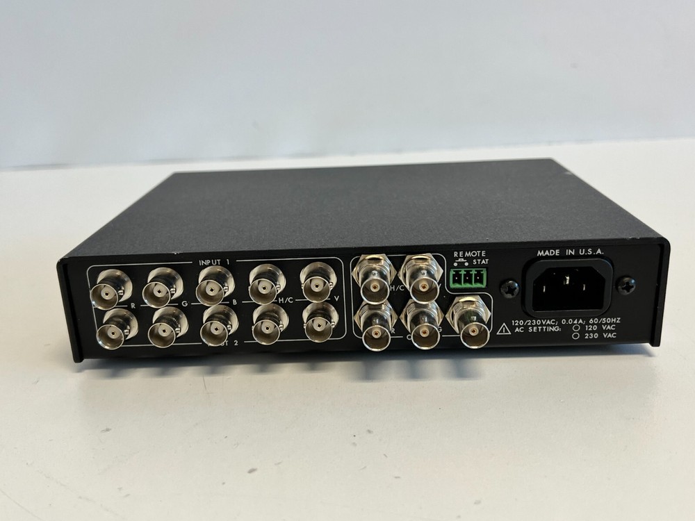 Shelf1: INLINE 3552R HIGH RESOLUTION RGBHV SWITCHER