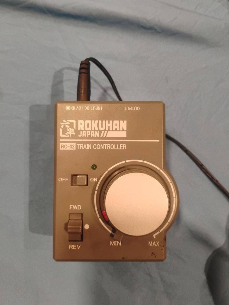 Rokuhan RC-02 Z Scale Train Controller