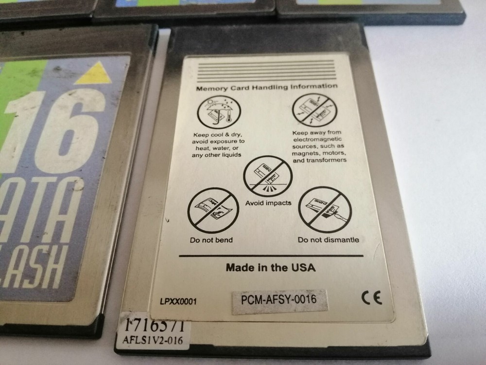 7PCS SYNCHROTECH 16MB ATA PC CARD