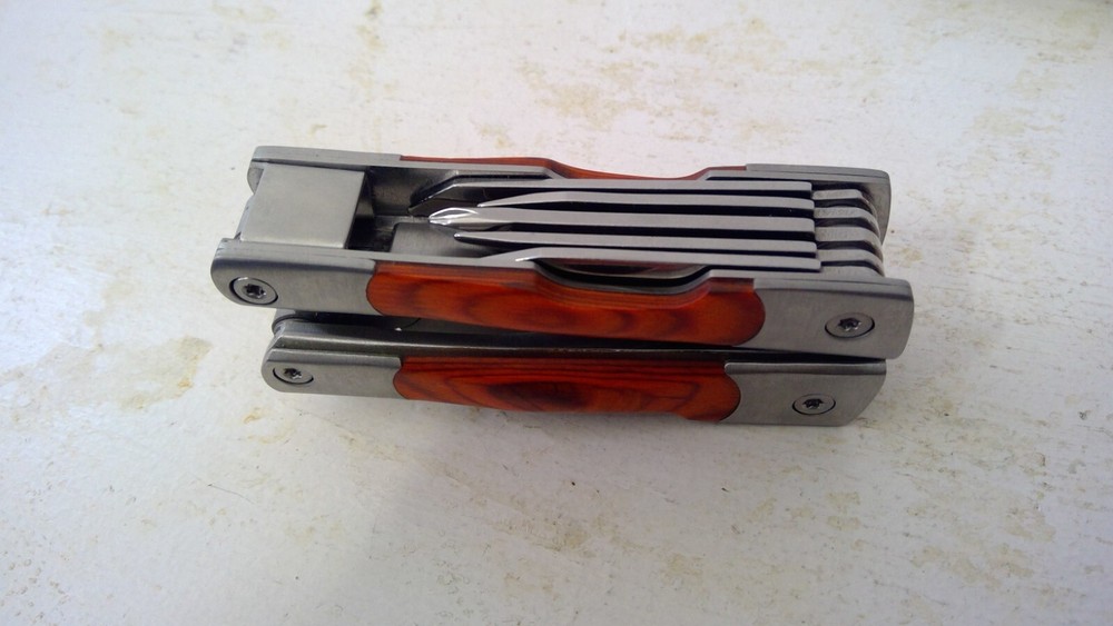 MultiTool NICE Used Condition Pocket Knife Multi Tool