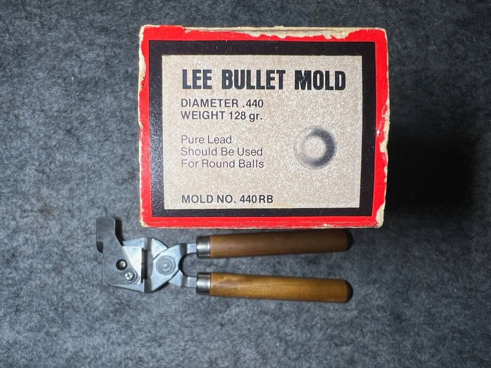 Lee Bullet Mold No 440 RB with Paperwork