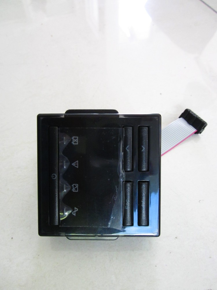 APC SMX3000LVQ SCREEN LCD