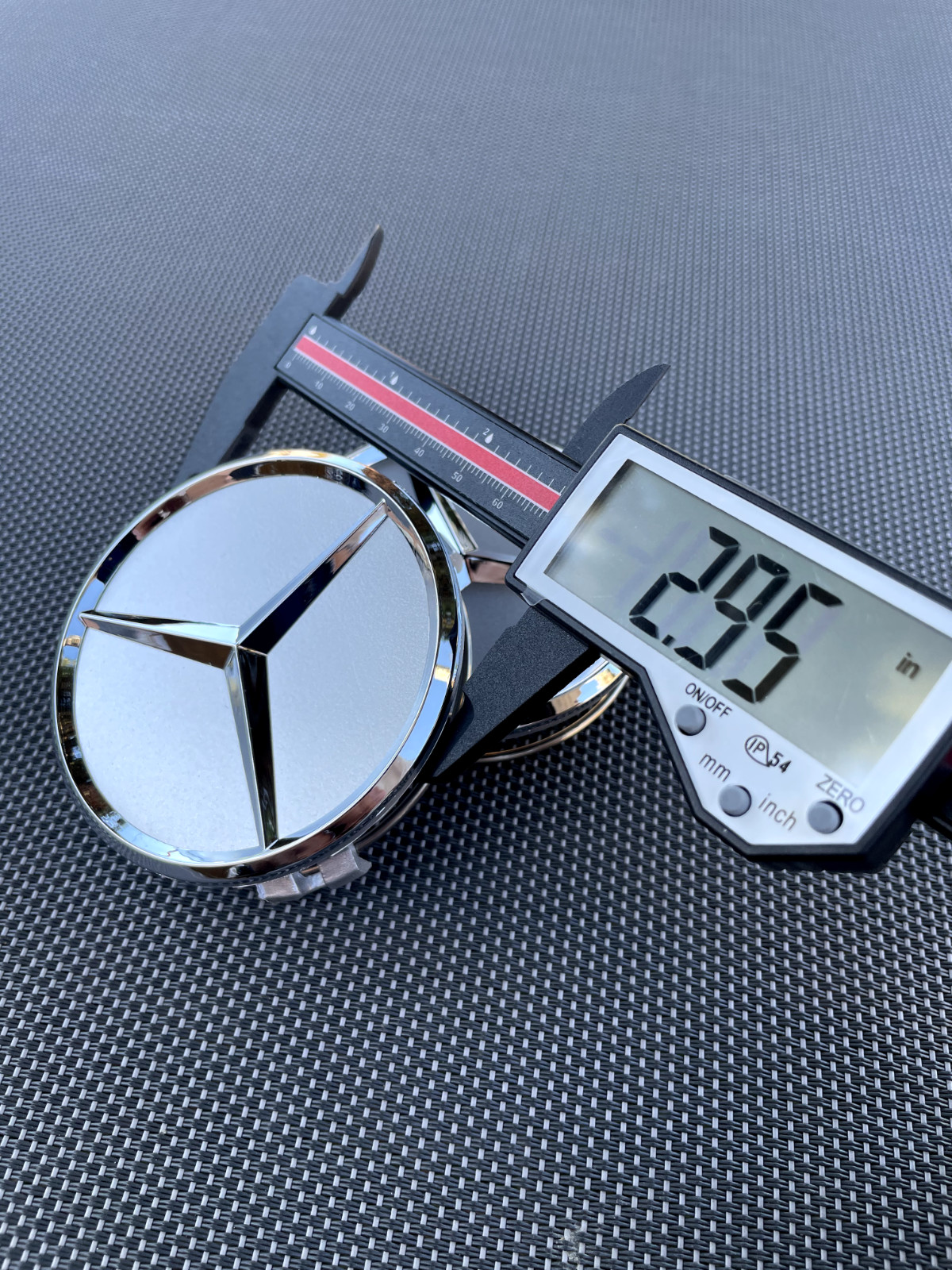 MERCEDES BENZ SET OF 4 SILVER 75 mm/2.95in Wheel Center Caps Fits Most Models