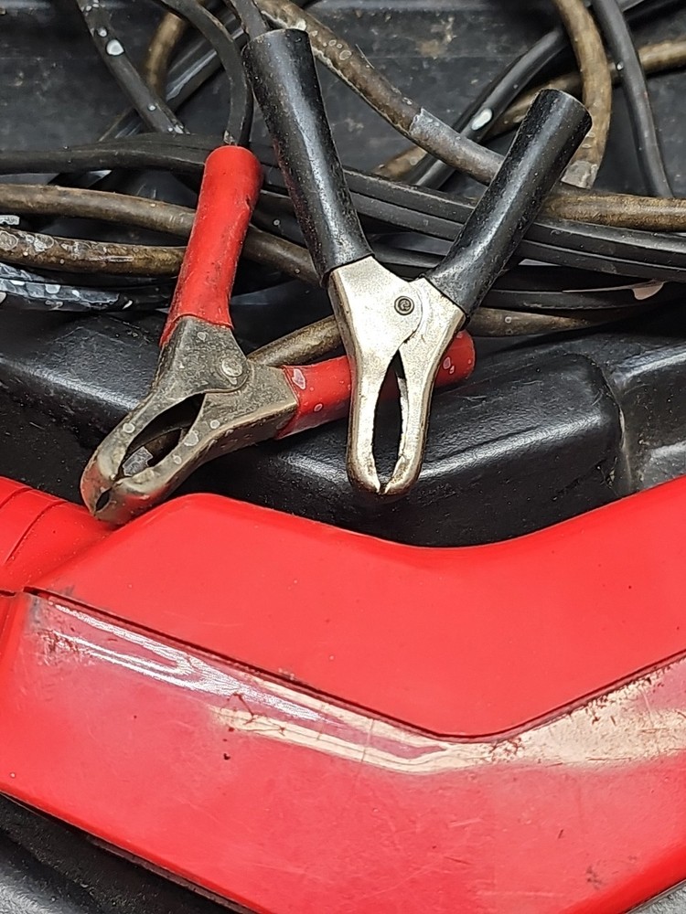 Snap On MT1261A - Tach/Advanced Digital Timing Light W/ Case UNTESTED