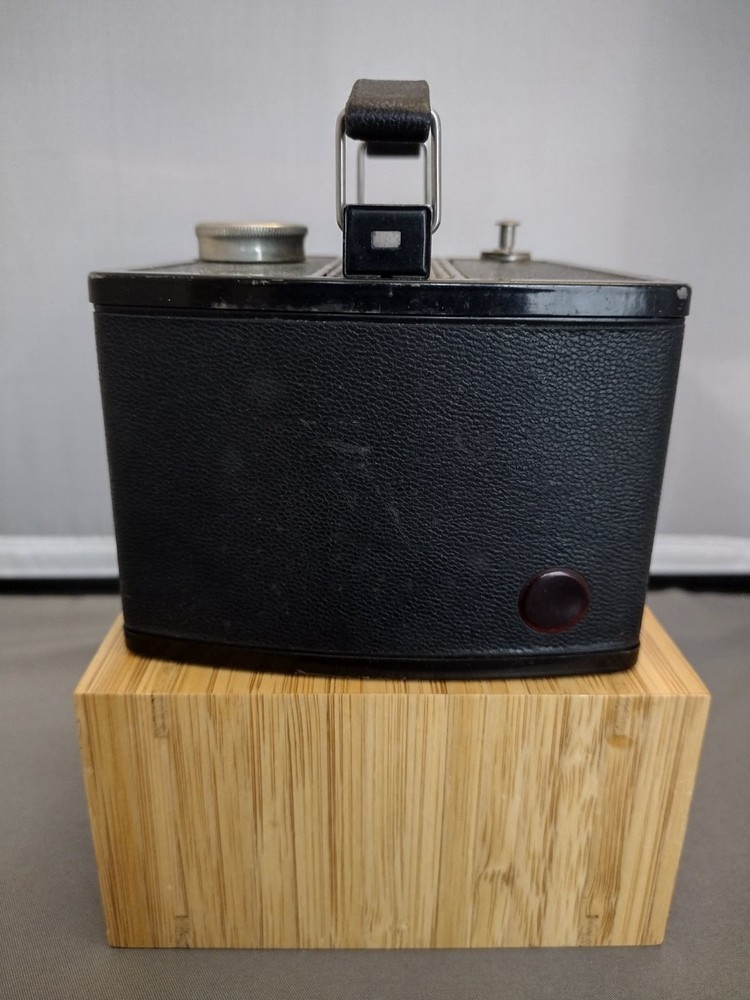 Vintage Kodak Late 1930’s Six-20 Brownie Special Camera As-Is Untested