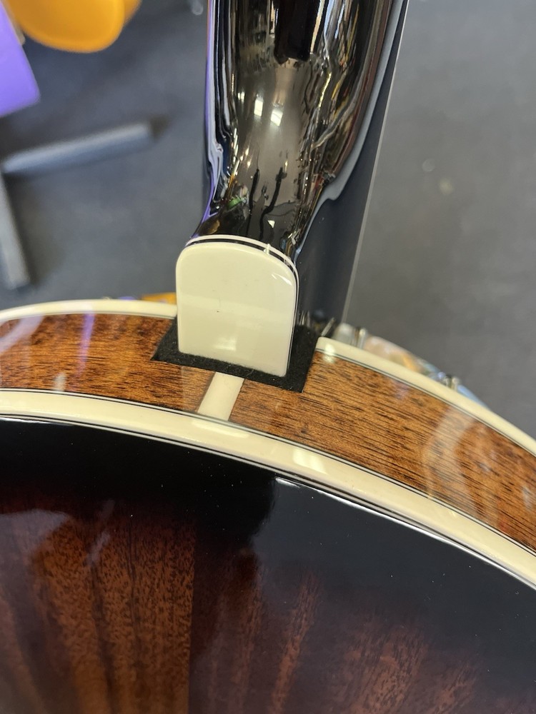 Washburn Banjo B11 with Case