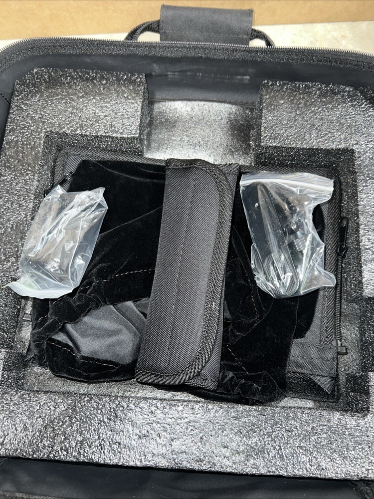 Glide Gear TMP100 Tablet/Smartphone Teleprompter – NEW Open Box w/ Case