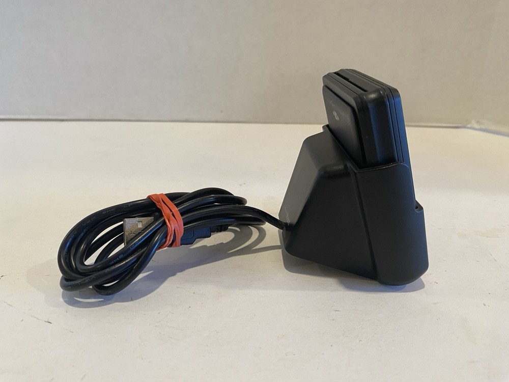 Bbpos CHB20 Chipper BT Bluetooth NFC Card Reader 2AB7X-CHC2XBT With USB Dock