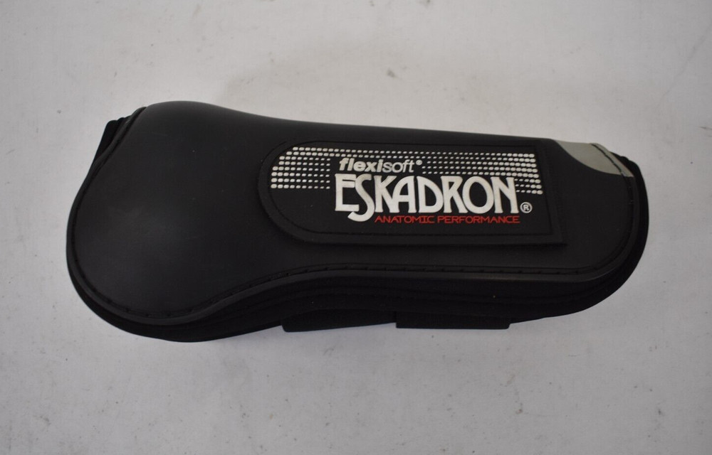 Eskadron FlexiSoft Front Boot For Horse Black Single Unit Hook & Loop Closure
