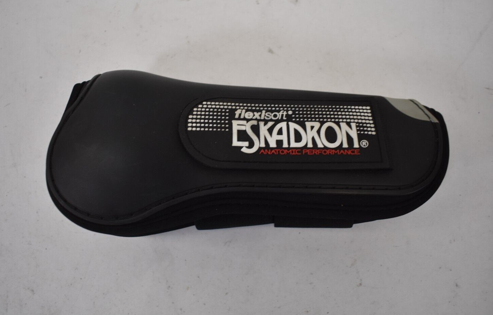 Eskadron FlexiSoft Front Boot For Horse Black Single Unit Hook & Loop Closure