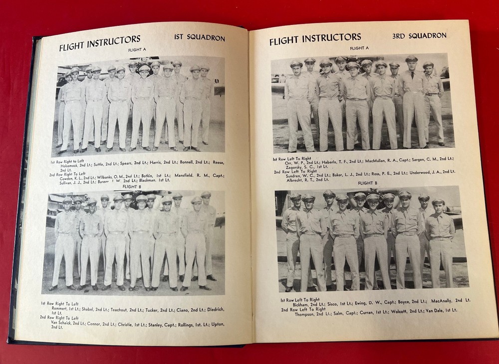 GOODFELLOW ARMY AIR FIELD PILOT CLASS BOOK 44-A