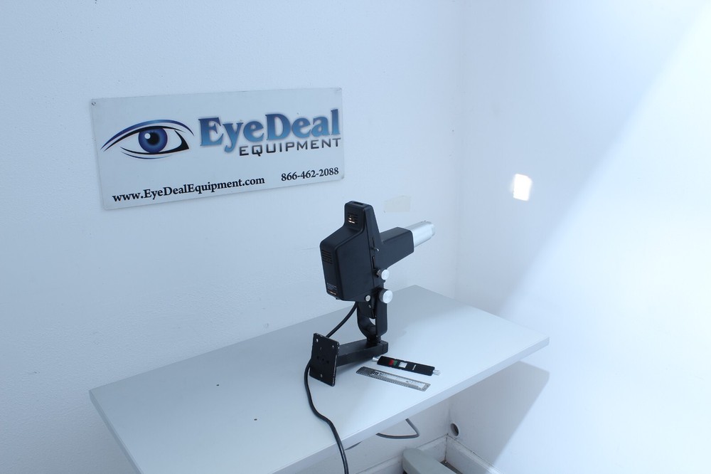 Topcon CP 5D Manual projector w/ slides and mount