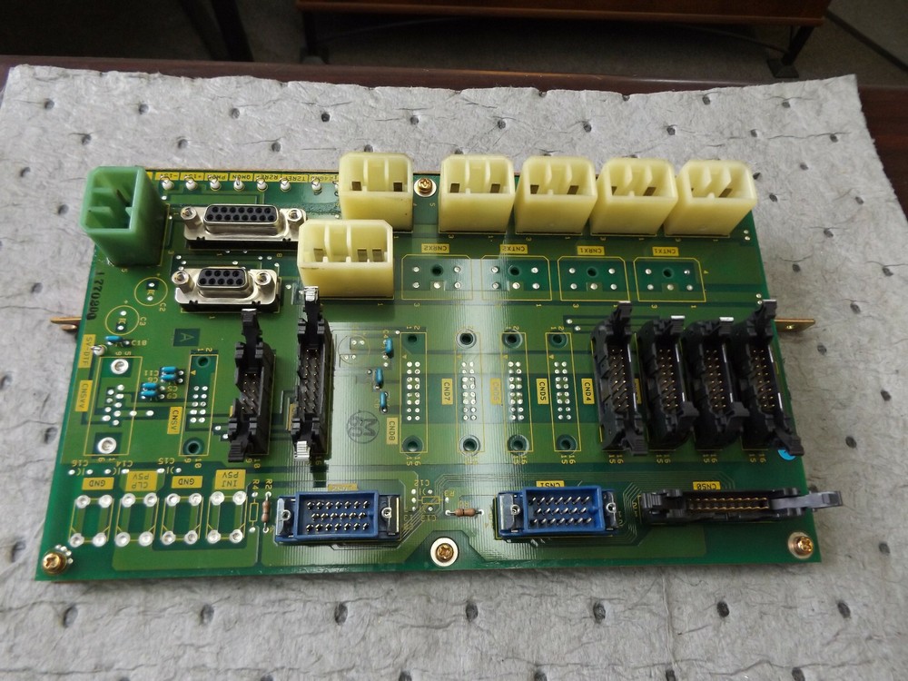 WHOLESALE LIQUIDATION TOSHIBA MACHINE S10CB SEQUENCE BOARD