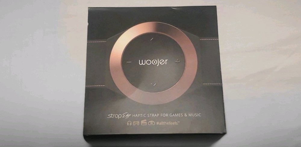 Woojer Strap Edge Haptic Strap Black Bronze for Games & Music