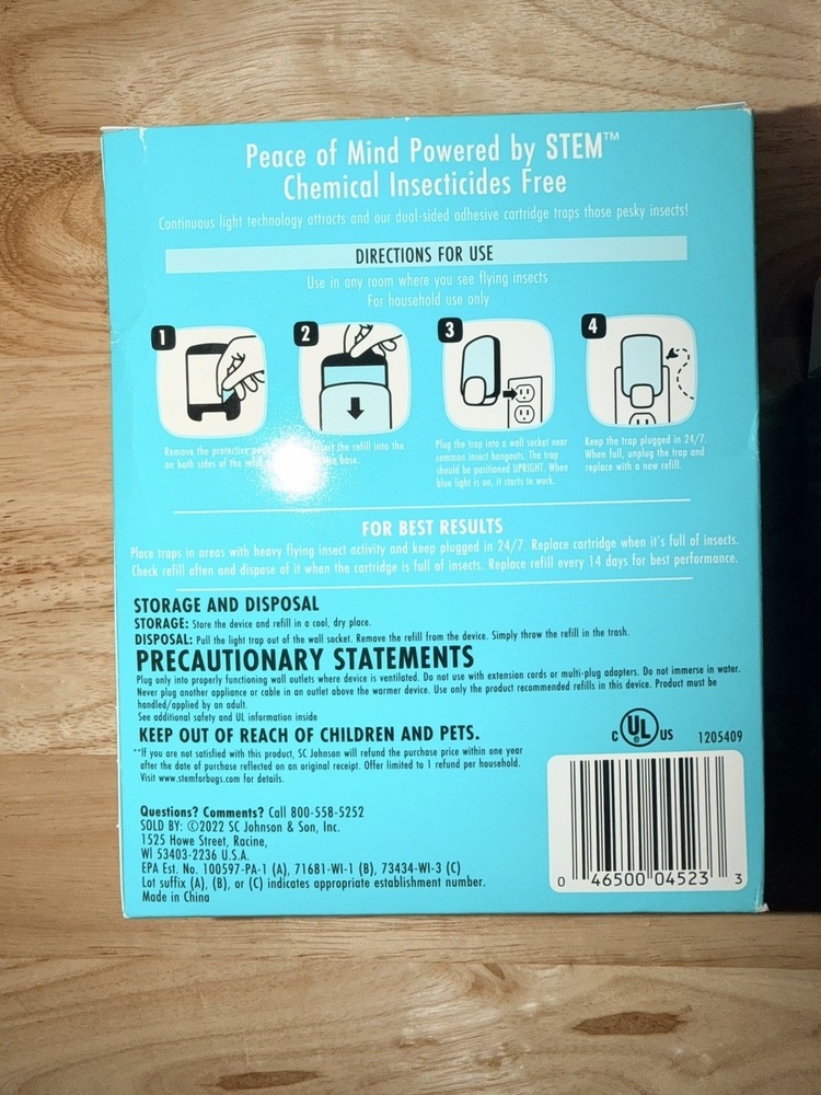 STEM Light Trap Flying Insects Starter Kit 1 Device & 3 Refills Total