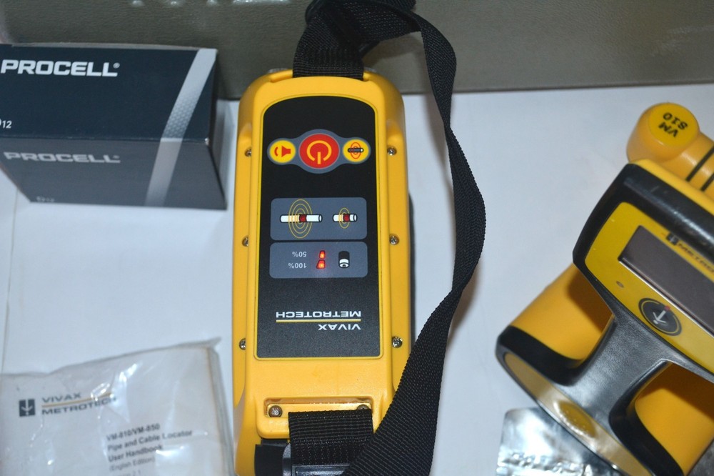 METROTECH VIVAX VM810 PIPE CABLE LOCATOR SET RYCOM