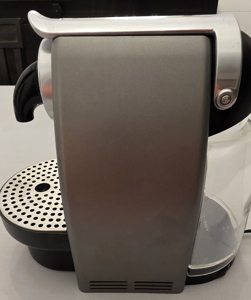 Nespresso Essenza Automatic C100 Espresso Machine Maker Black Tested