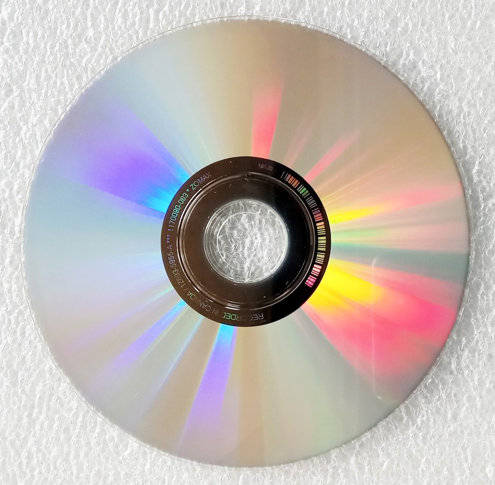 Apple iWork '06 Install DVD for Mac Computer, Version 2.0 with Product Key, 2006