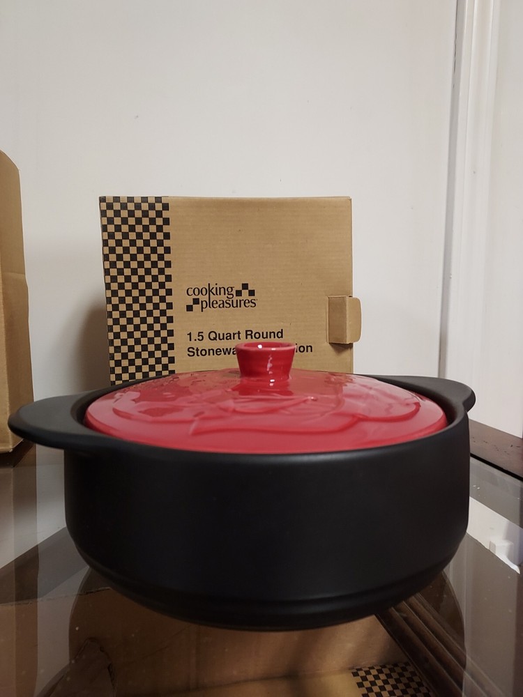 Stoneware Cooking Set